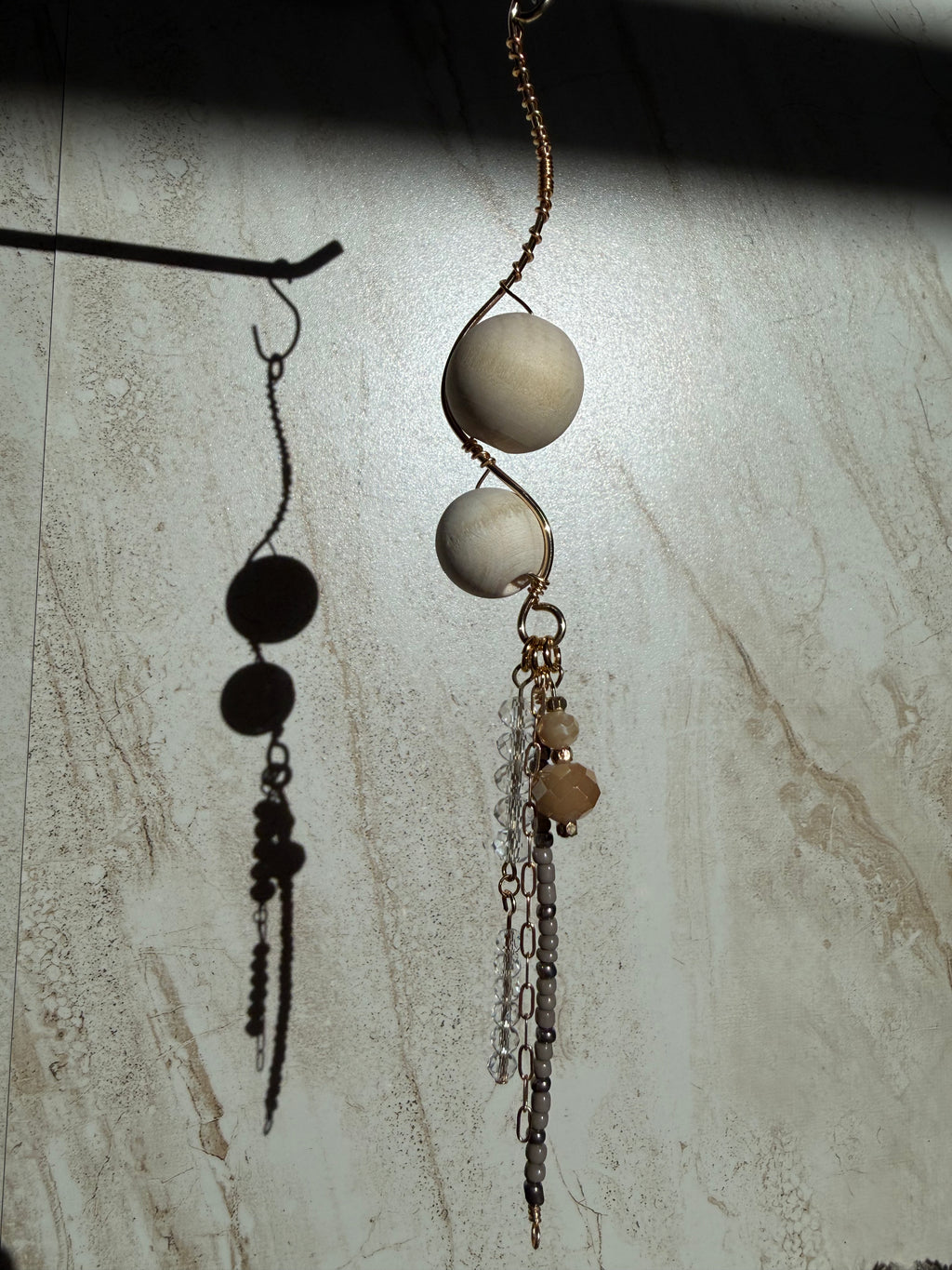 Vela Diffuser with Sun Catcher Chain