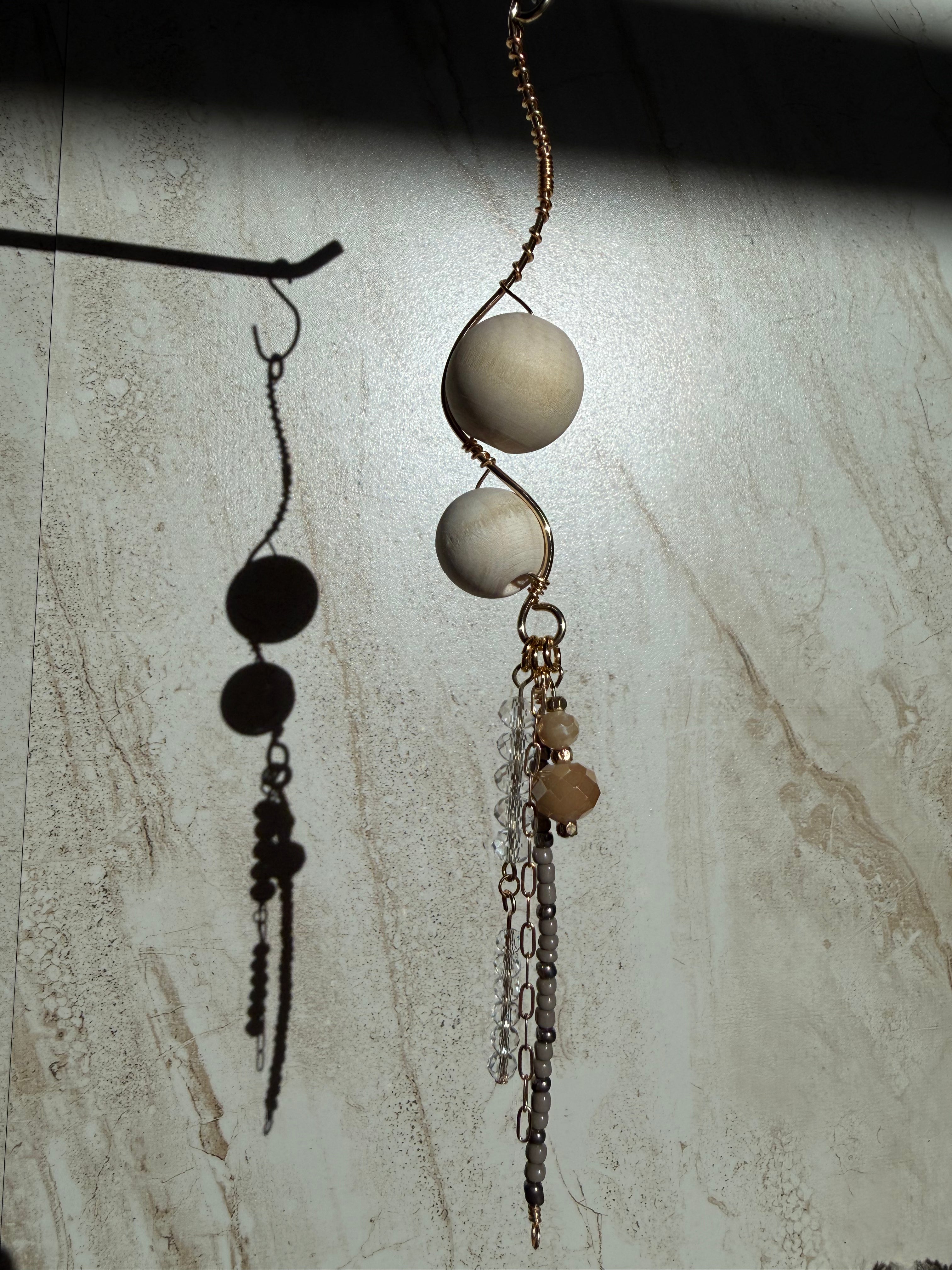 Vela Diffuser with Sun Catcher Chain