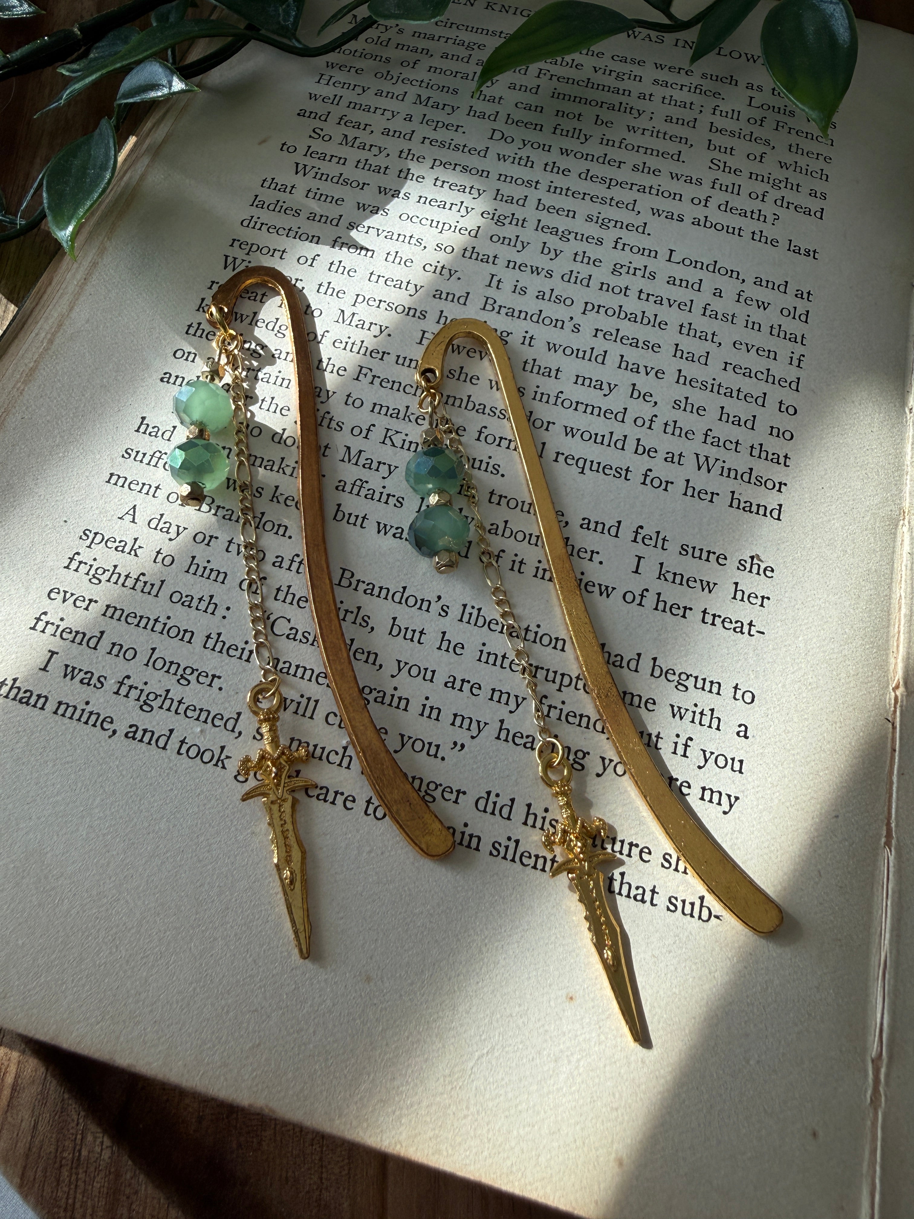 Metal Sword Charm Bookmark - Frosted Green
